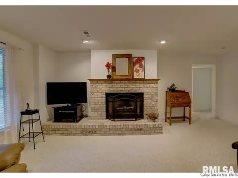 7521 Wentworth Dr, Springfield, IL 62711 photo 12