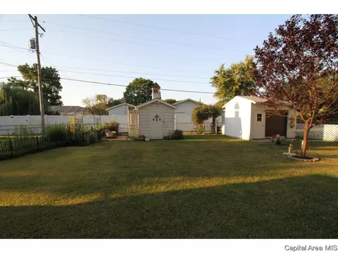 10 Stelte Ln, Springfield, IL 62702 photo 6