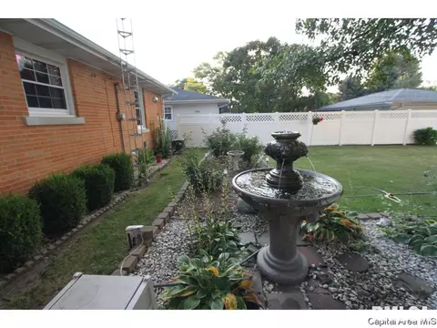 10 Stelte Ln, Springfield, IL 62702 photo 11