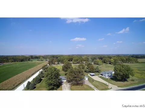 1558 Berwick Rd, Abingdon, IL 61410 photo 24