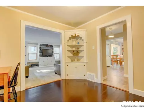 2145 S Bates, Springfield, IL 62704 photo 5