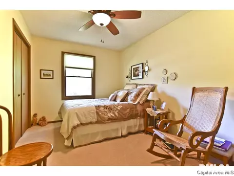 5224 Buford St, Springfield, IL 62703 photo 11