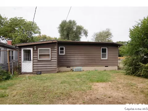624 N Daniels, Springfield, IL 62702 photo 2