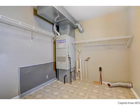 1401 Chalmers St, Springfield, IL 62703 photo 36