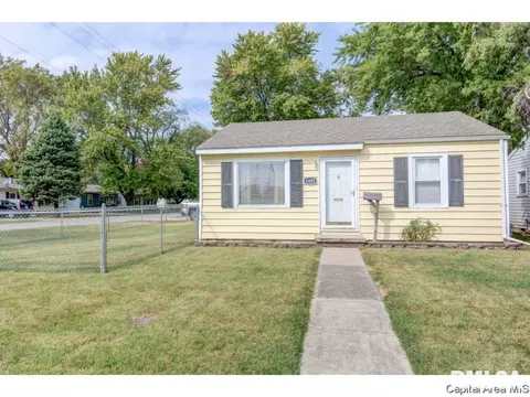 1401 Chalmers St, Springfield, IL 62703 photo 2