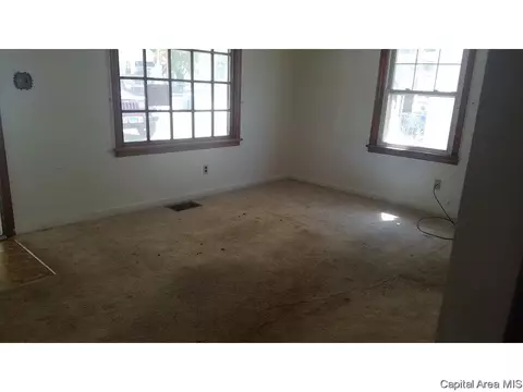 2319 S 1st St, Springfield, IL 62704 photo 7