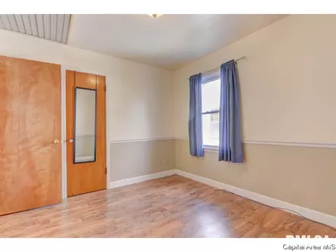 2224 S Spring St, Springfield, IL 62704 photo 17