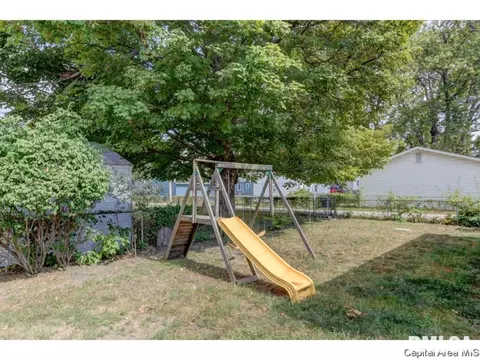 2224 S Spring St, Springfield, IL 62704 photo 30