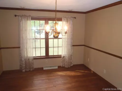 2 Pajim Ln, Springfield, IL 62711 photo 5