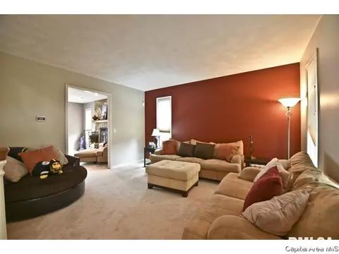 1600 Bent Oak Dr, Springfield, IL 62704 photo 11