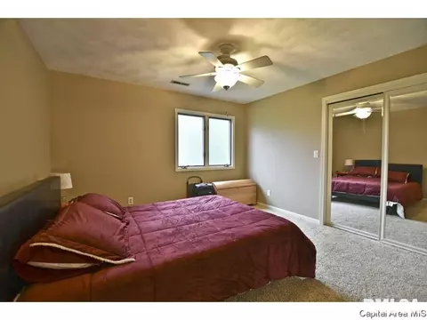 1600 Bent Oak Dr, Springfield, IL 62704 photo 27
