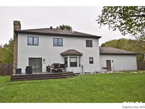 1600 Bent Oak Dr, Springfield, IL 62704 photo 4