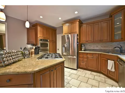 1600 Bent Oak Dr, Springfield, IL 62704 photo 16