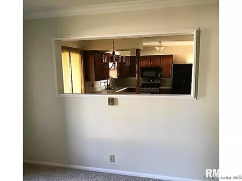 2428 Tamaroa Trl, Springfield, IL 62702 photo 7