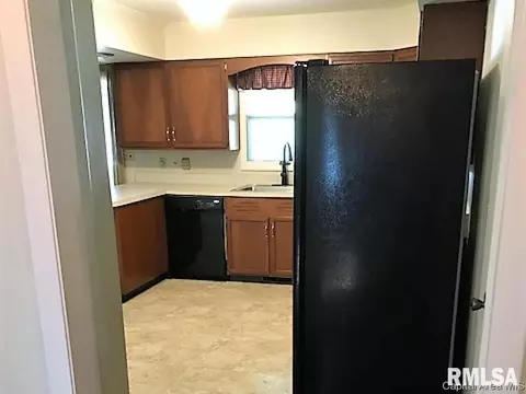 2428 Tamaroa Trl, Springfield, IL 62702 photo 8