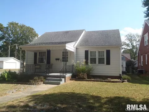 2072 N 6th, Springfield, IL 62704 photo 1