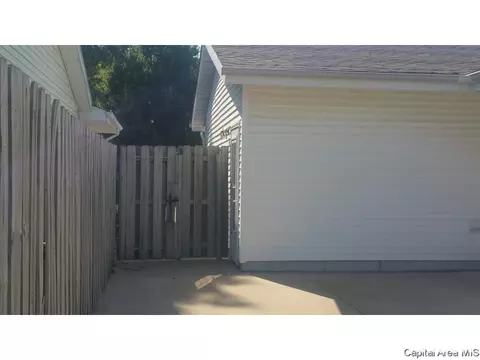 2929 Sherborn Rd, Springfield, IL 62702 photo 9