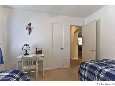 2409 S Whittier Ave, Springfield, IL 62704 photo 18