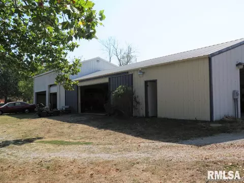 4662 Spaulding Orchard Rd, Springfield, IL 62711 photo 12