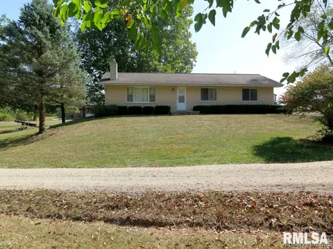 4662 Spaulding Orchard Rd, Springfield, IL 62711 photo 2
