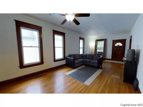 413 W Canedy St, Springfield, IL 62704 photo 6