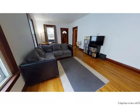 413 W Canedy St, Springfield, IL 62704 photo 4