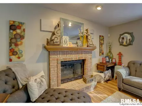 6604 Bellflower, Springfield, IL 62712 photo 2