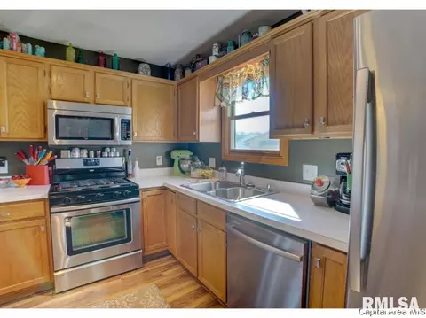 6604 Bellflower, Springfield, IL 62712 photo 9
