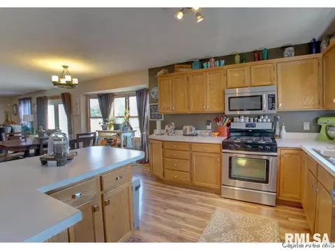 6604 Bellflower, Springfield, IL 62712 photo 5