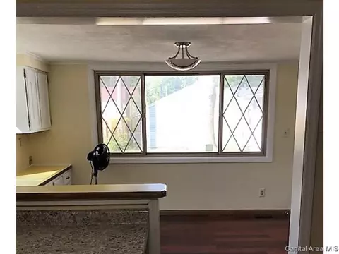1107 Johnson Ln, Springfield, IL 62702 photo 6