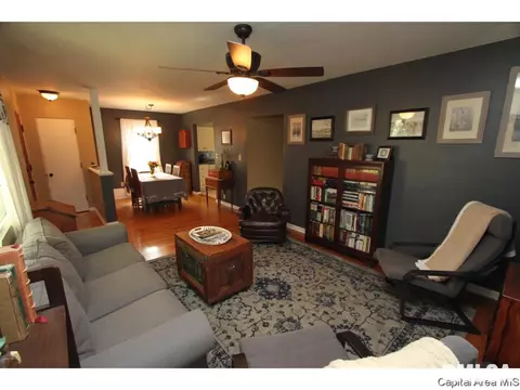 813 Loraine Ave, Springfield, IL 62704 photo 4