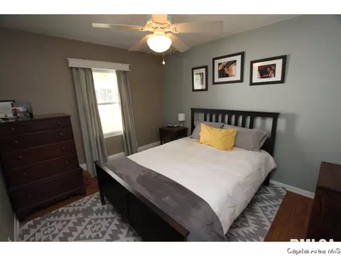 813 Loraine Ave, Springfield, IL 62704 photo 9