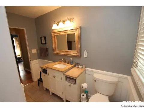813 Loraine Ave, Springfield, IL 62704 photo 11