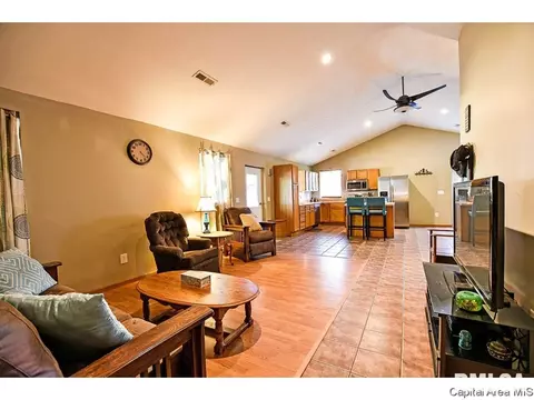 4155 Riverside Dr, Springfield, IL 62707 photo 4