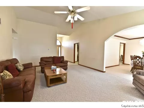 2105 Checkerberry Ln, Springfield, IL 62711 photo 6