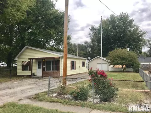 516 N Wesley St, Springfield, IL 62702 photo 2