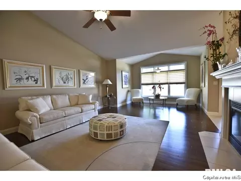 1716 Interlacken Rd, Springfield, IL 62704 photo 4