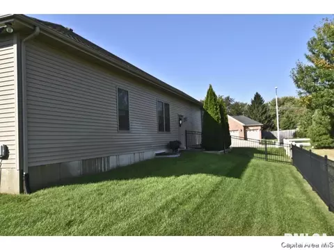 1716 Interlacken Rd, Springfield, IL 62704 photo 32