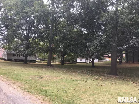 201 N Maple St, Athens, IL 62613 photo 12