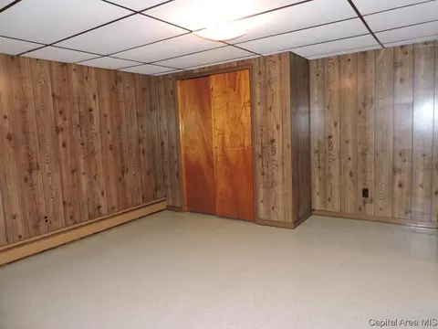 201 N Maple St, Athens, IL 62613 photo 33