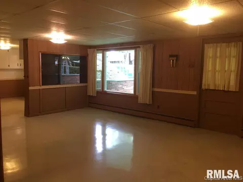201 N Maple St, Athens, IL 62613 photo 27