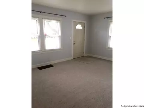 2949 S 3rd St, Springfield, IL 62703 photo 2