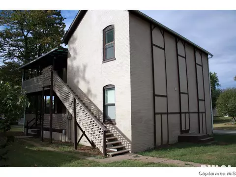 1630 N 8th St, Springfield, IL 62702 photo 2