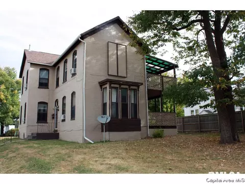 1630 N 8th St, Springfield, IL 62702 photo 4