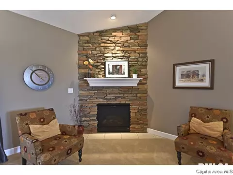 5407 Biltmore Dr, Springfield, IL 62711 photo 6
