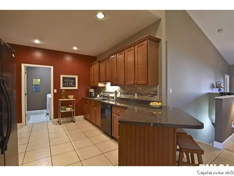 5407 Biltmore Dr, Springfield, IL 62711 photo 7