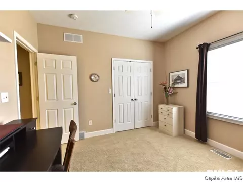 5407 Biltmore Dr, Springfield, IL 62711 photo 17