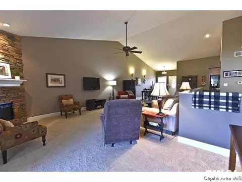 5407 Biltmore Dr, Springfield, IL 62711 photo 5