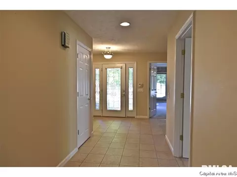 2516 Chicory Dr, Springfield, IL 62711 photo 2