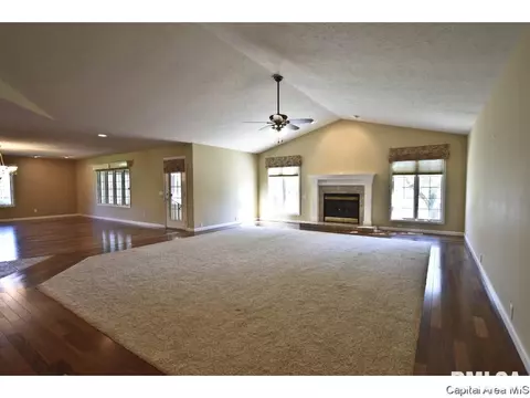 2516 Chicory Dr, Springfield, IL 62711 photo 7